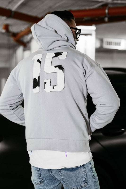 Olavoga Wild kapucnis pulóver