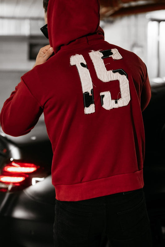 Olavoga Wild kapucnis pulóver