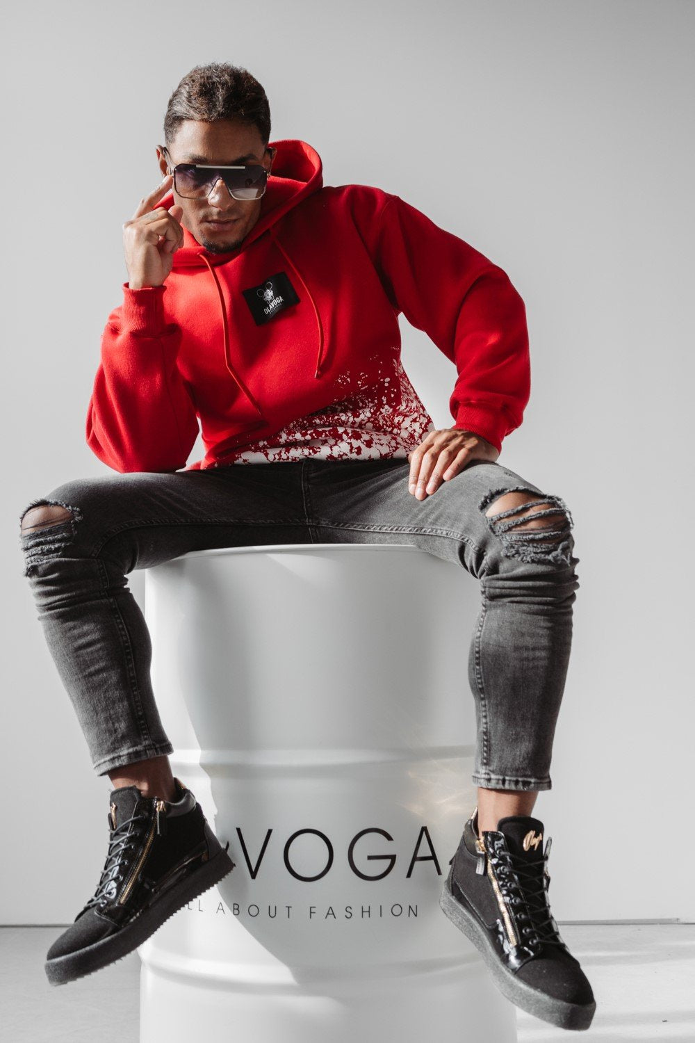 Olavoga Rowen kapucnis pulcsi