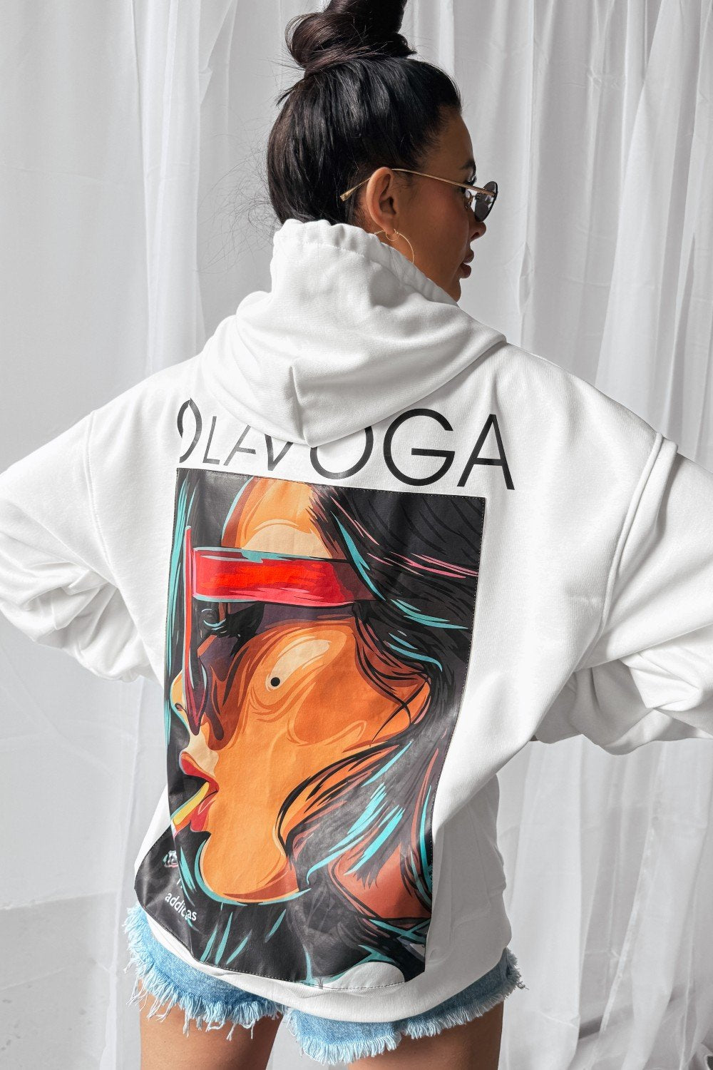 Olavoga Collage-Kapuzenpullover