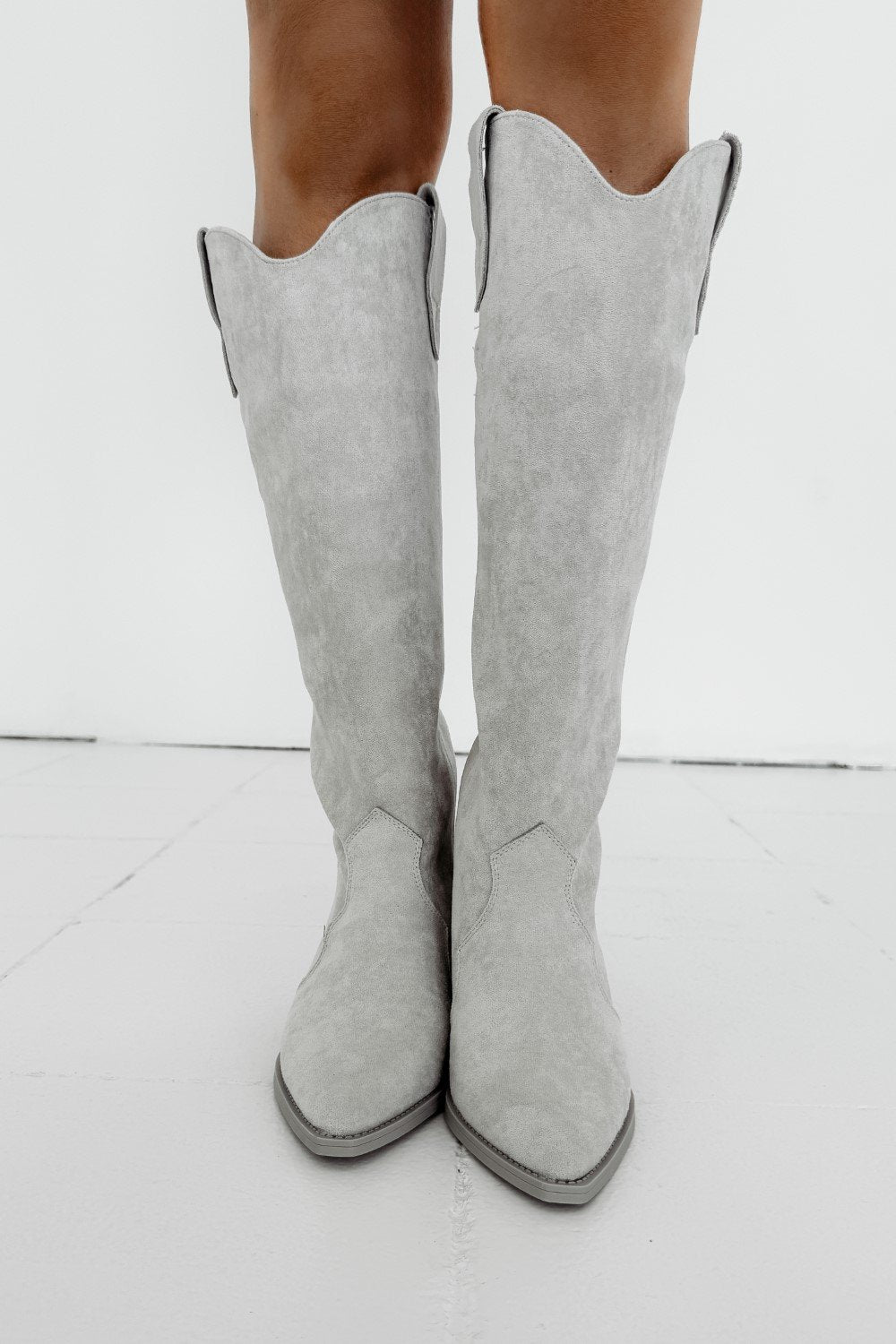 Olive POINT boots