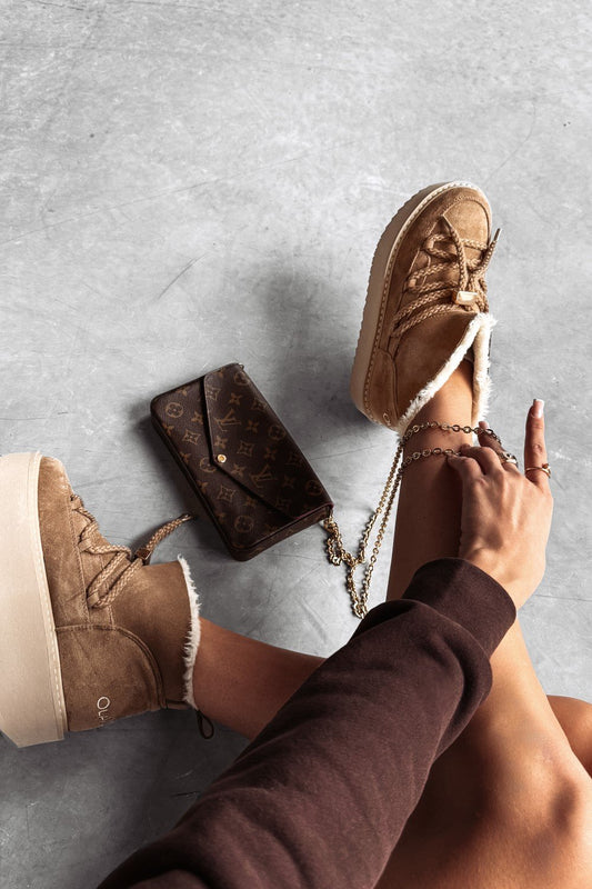 Olavoga Granda hótaposó