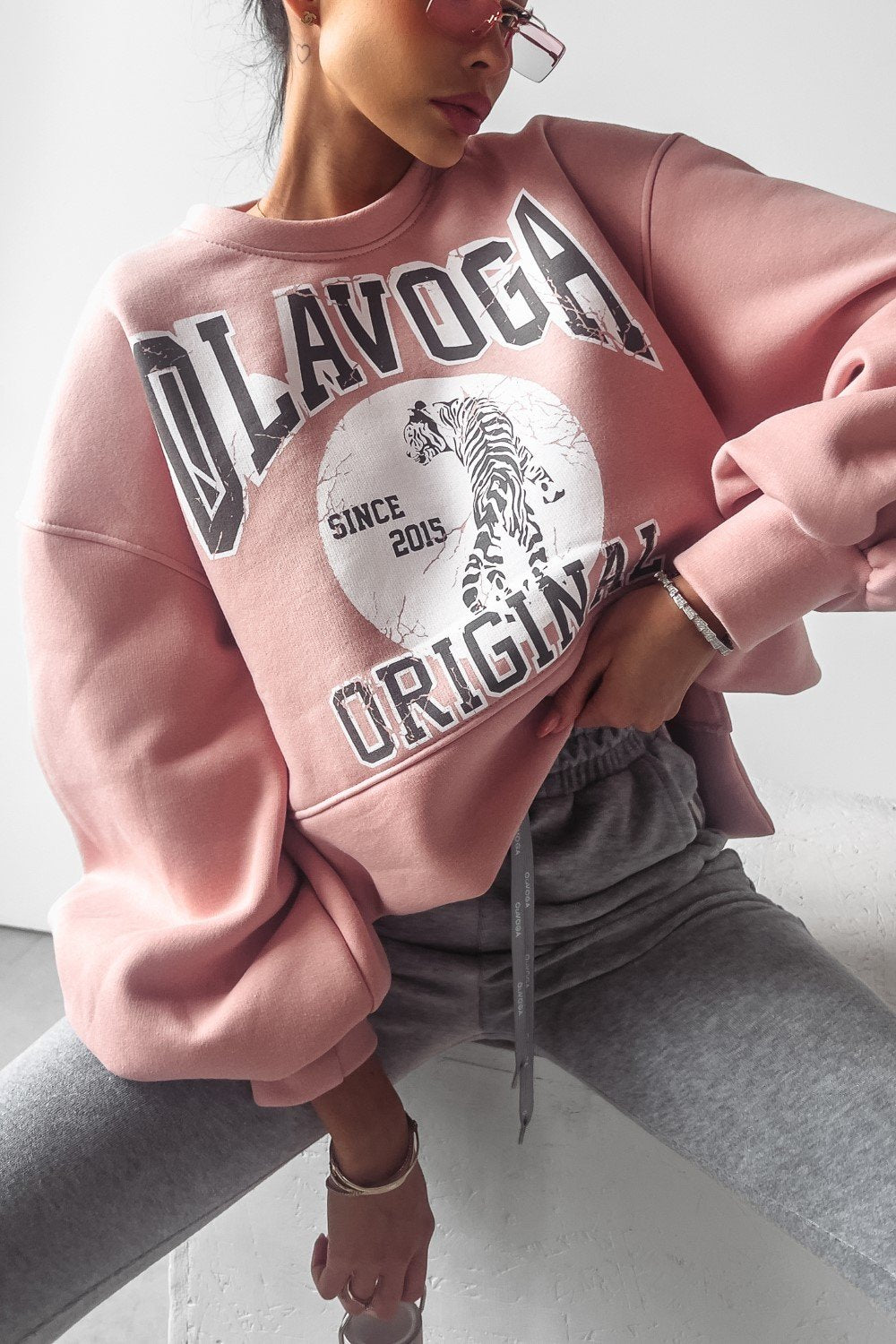 Olavoga Oklahoma pulóver