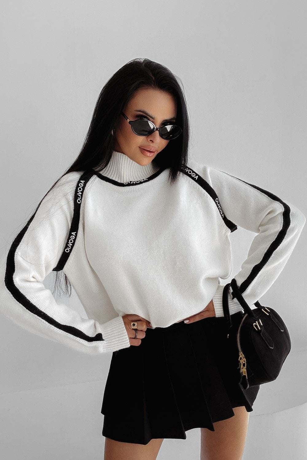 Olive WINTOR sweater