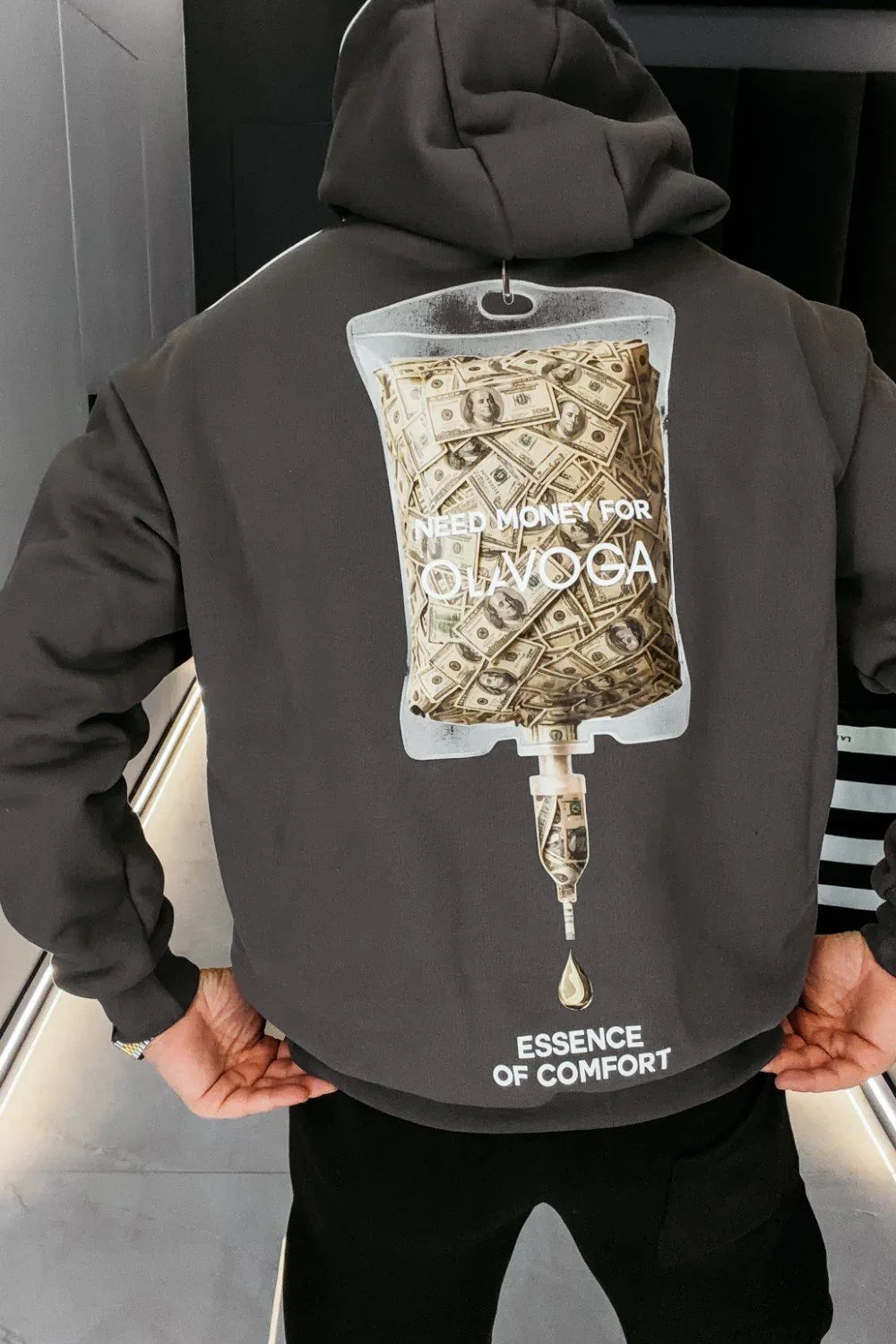 Olavoga Money Pullover