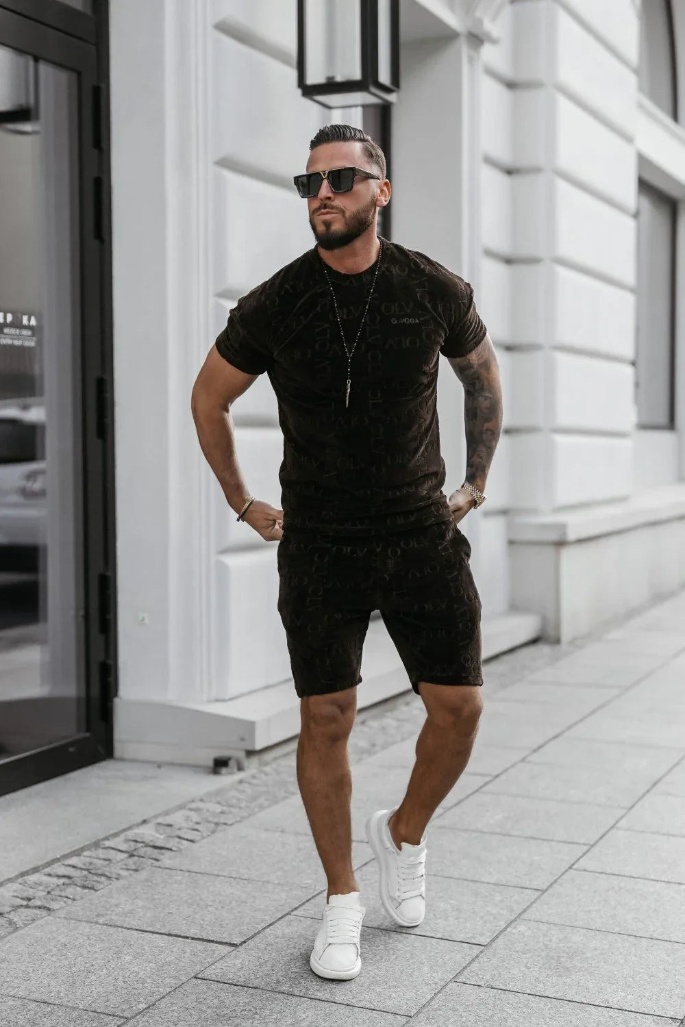 Olavoga Esszimmergarnitur
