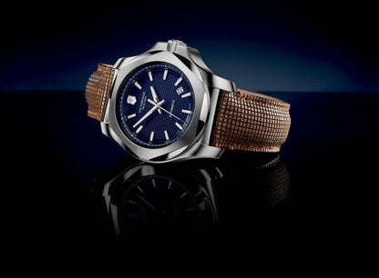 Victorinox I.N.O.X. Mechanical óra