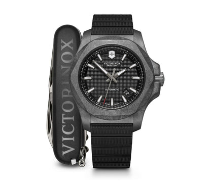 Victorinox I.N.O.X. Carbon óra