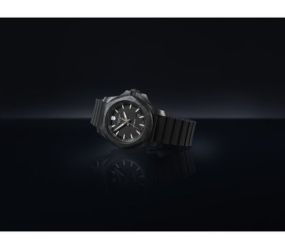 Victorinox I.N.O.X. Carbon óra