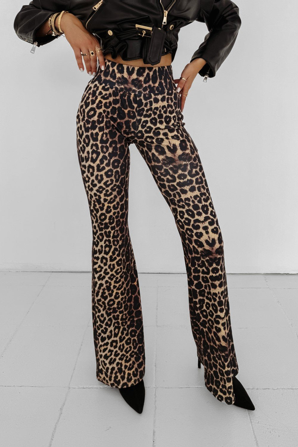 Olive green CHICK ROAR pants