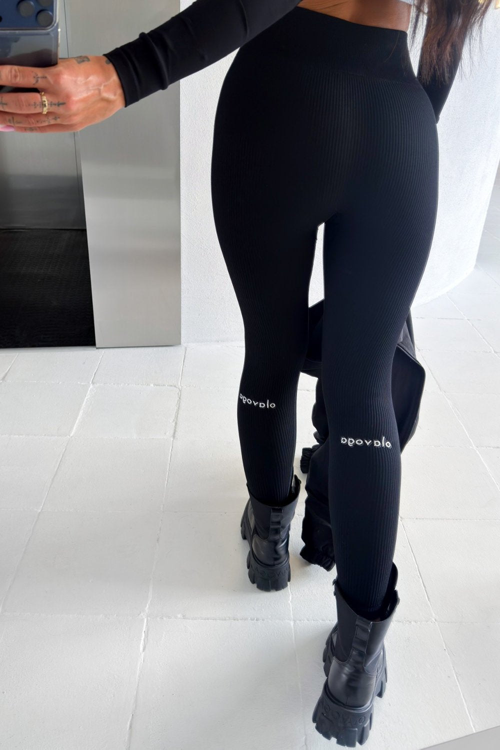 Olavoga Noati legginsy