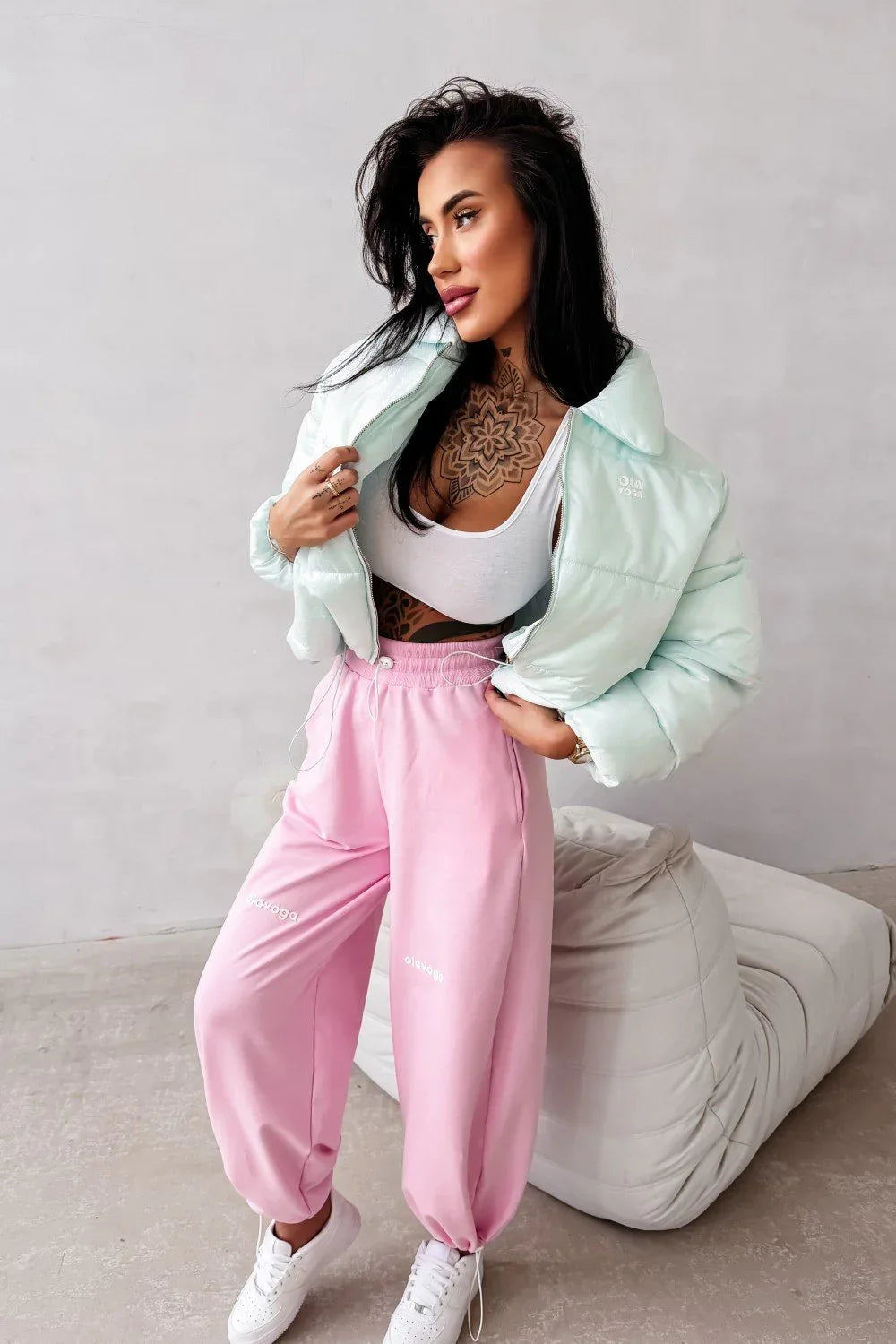 Olavoga Nest šortovi