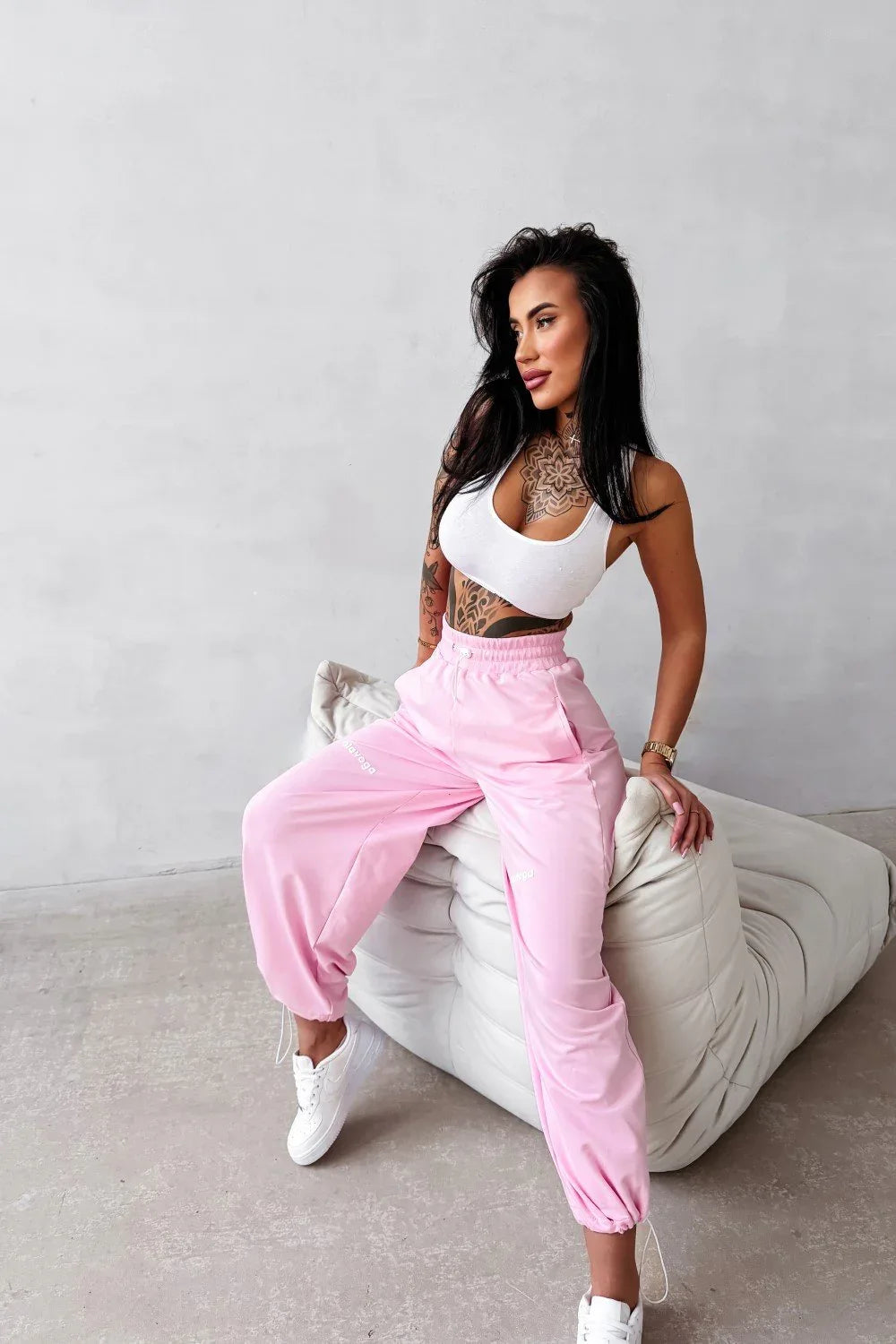 Olavoga Nest šortovi