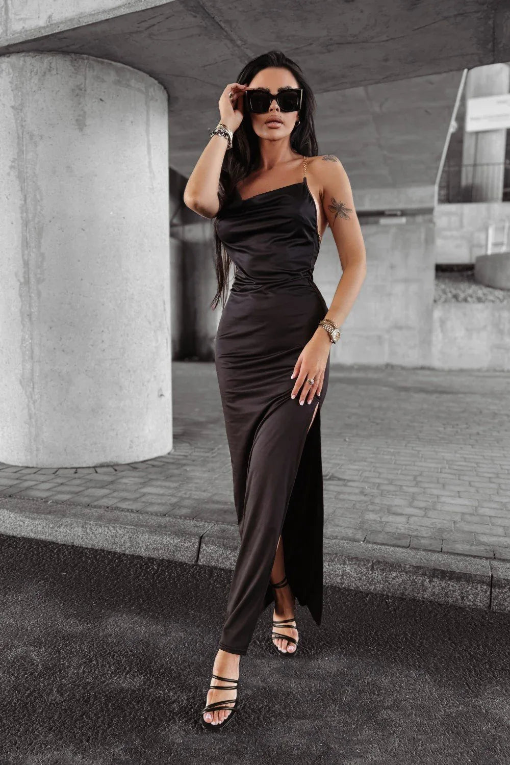 Olavoga Muze Kleid