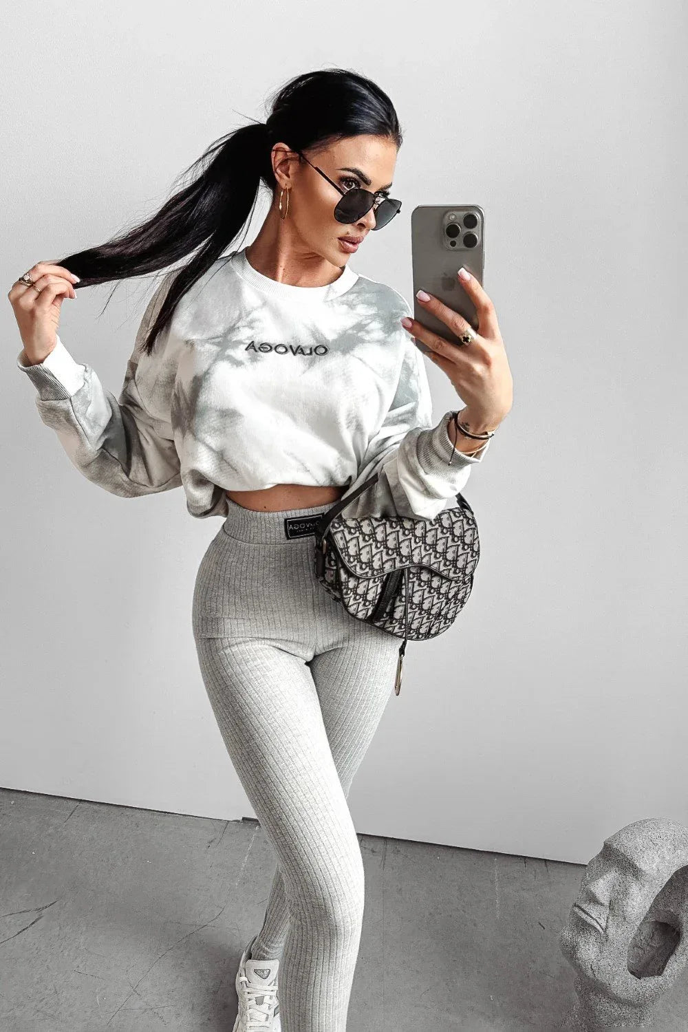 Olavoga Colm unisex pulover