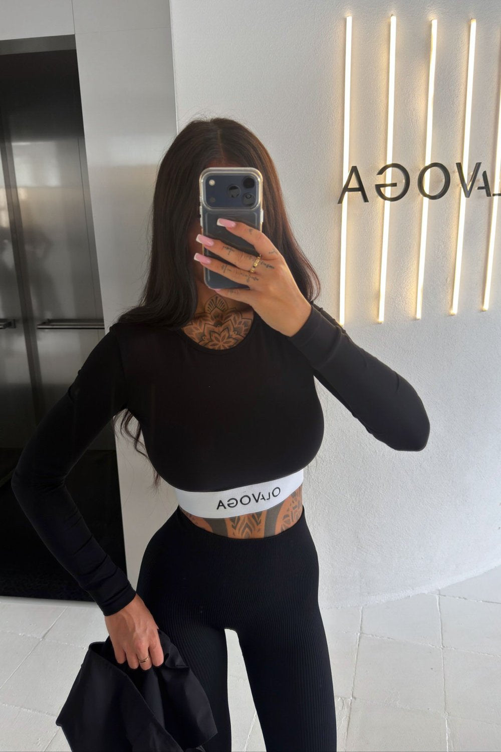 Olavoga Hot top