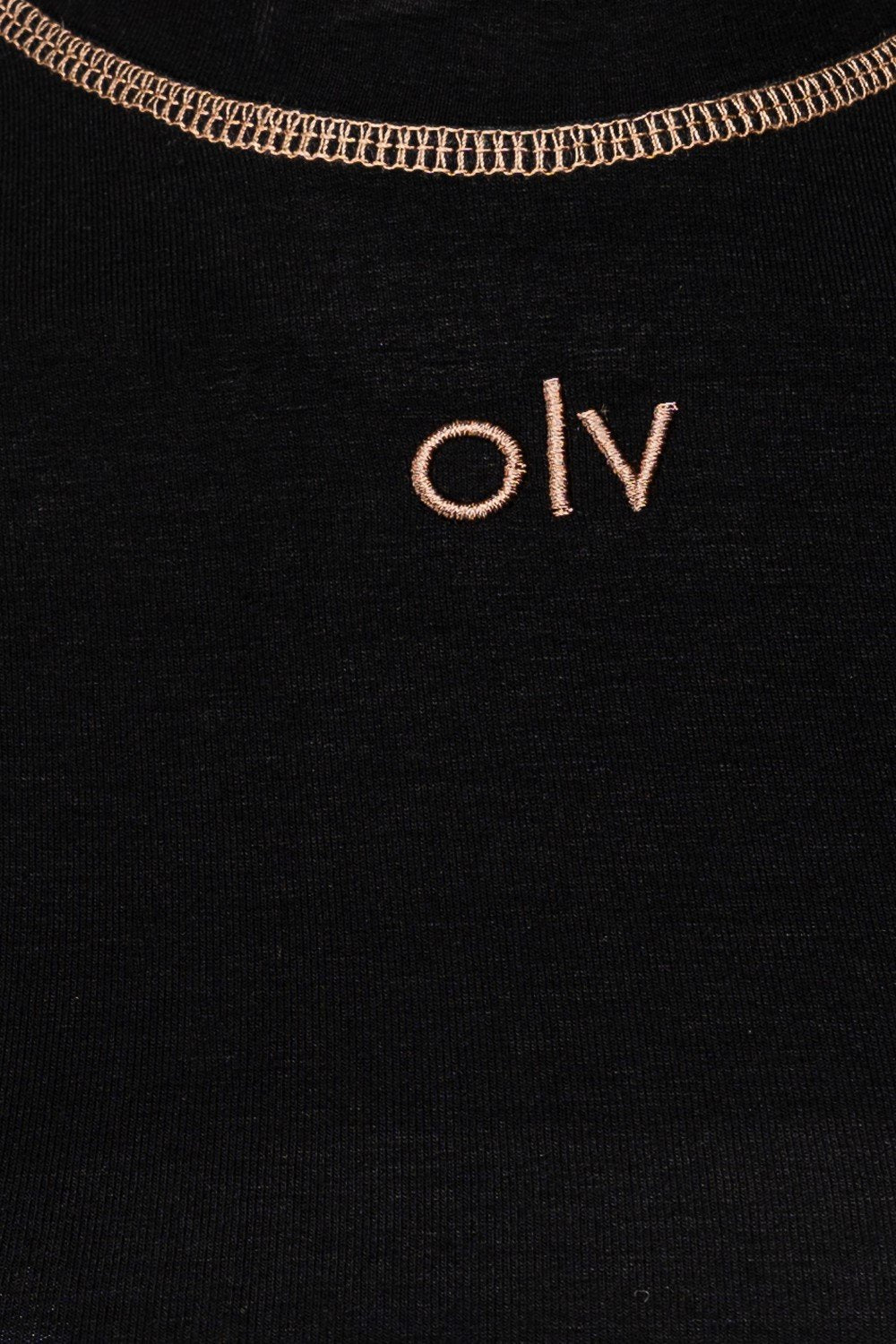 Olavoga Lyon top