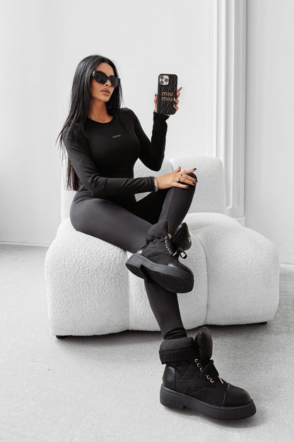 Olavoga Tileses hosszú ujjú felsõ