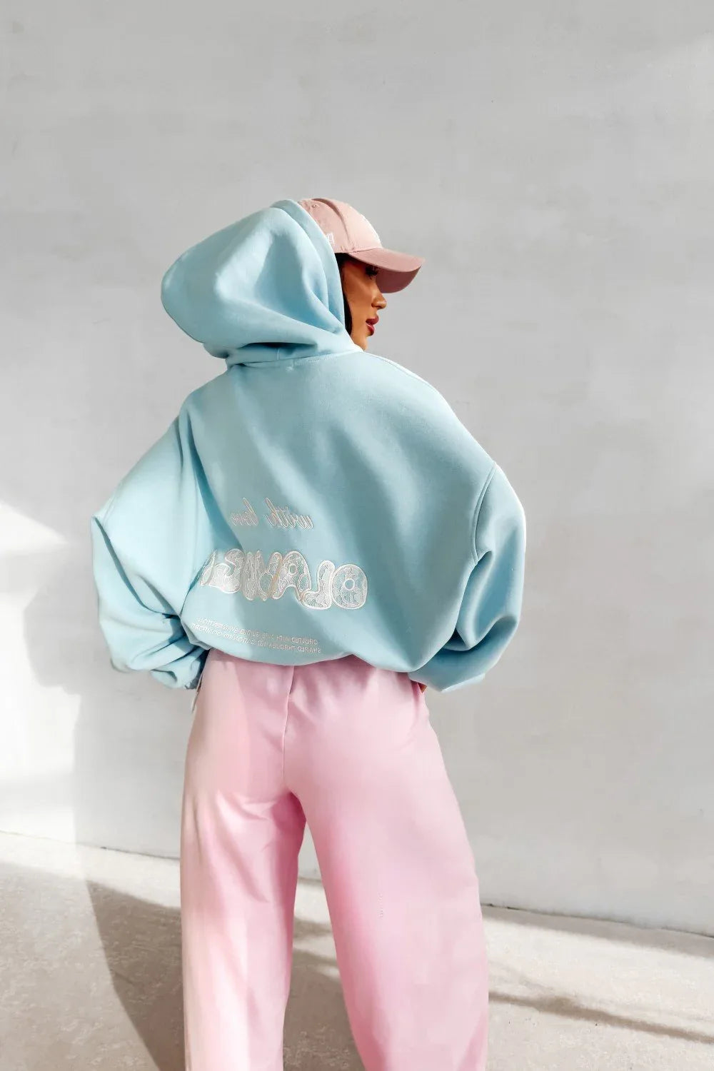 Olavoga Lasana Pullover