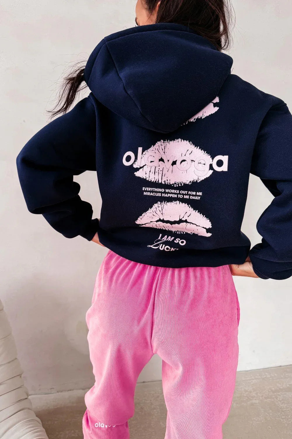 Olavoga Lucky Mindset Pullover