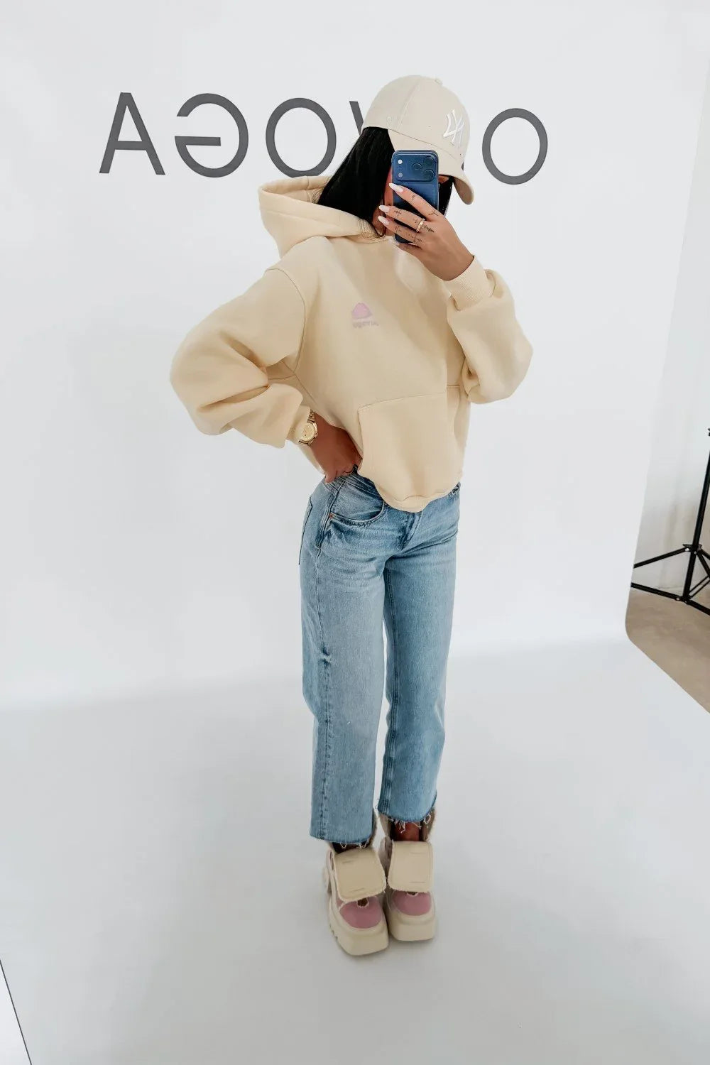 Olavoga Lucky Mindset Pullover