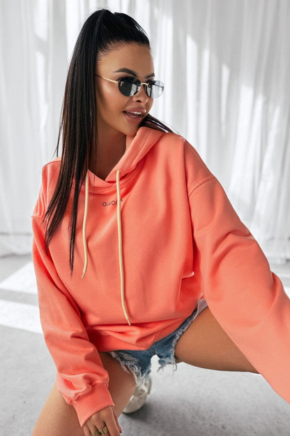 Olavoga Collage-Kapuzenpullover