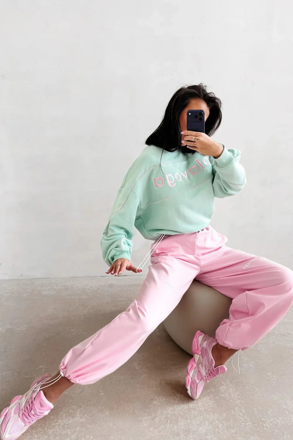 Olavoga Mellow pulóver