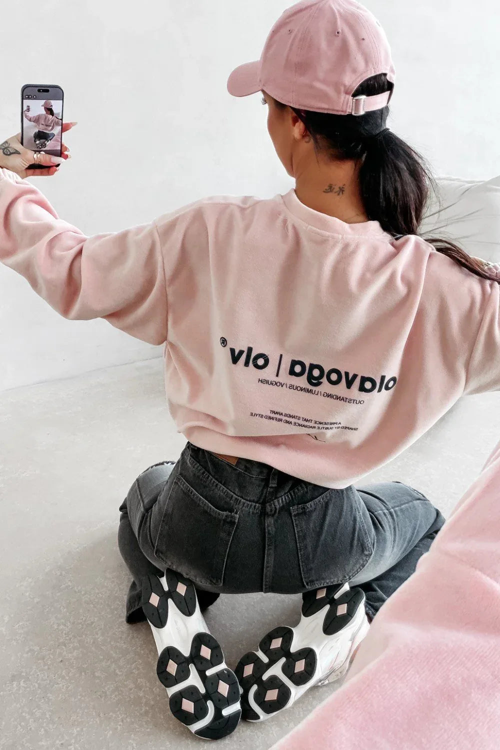 Olavoga Velvora sweater