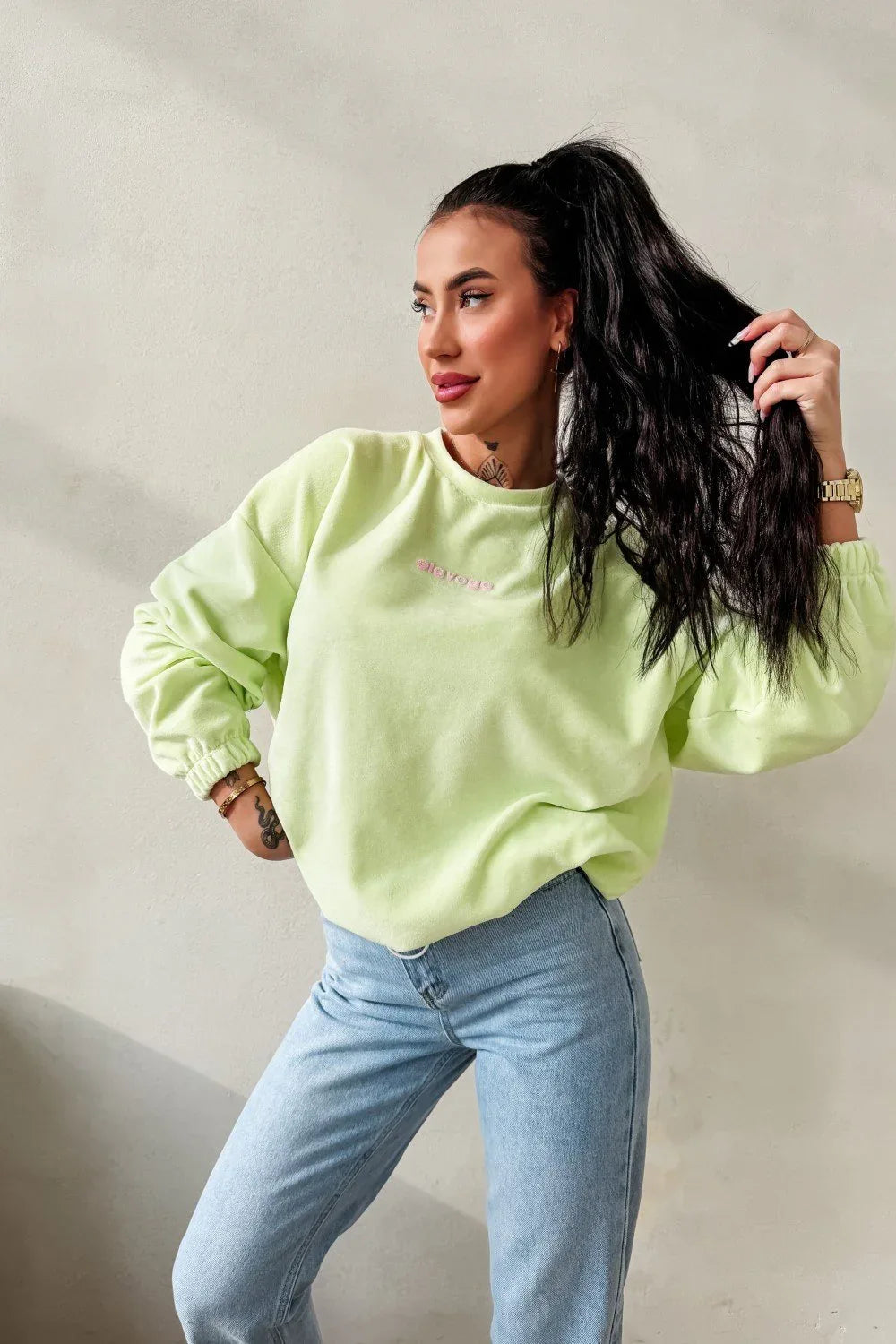 Olavoga Velvora Pullover