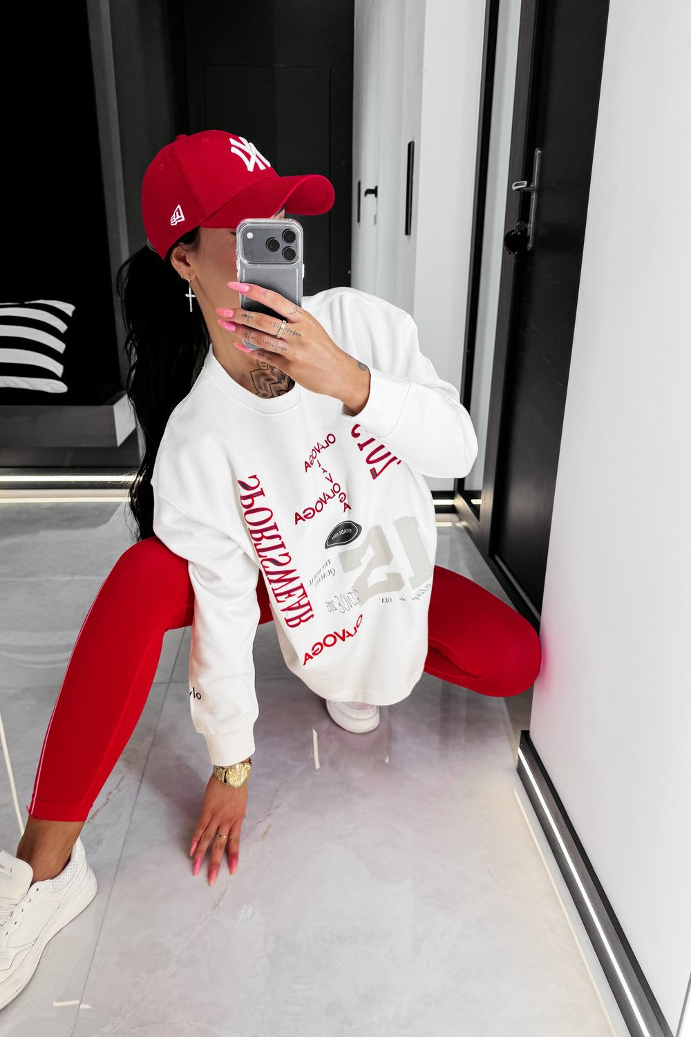 Olavoga Apare Sweatshirt