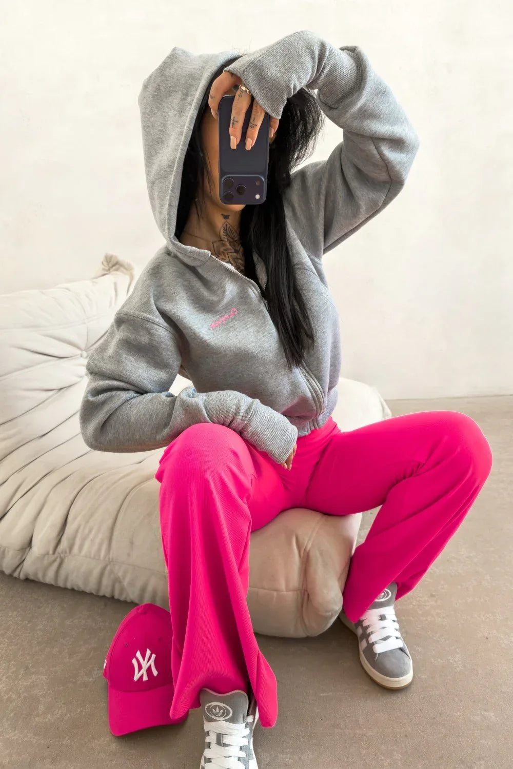 Olivgrüner Lumink-Pullover