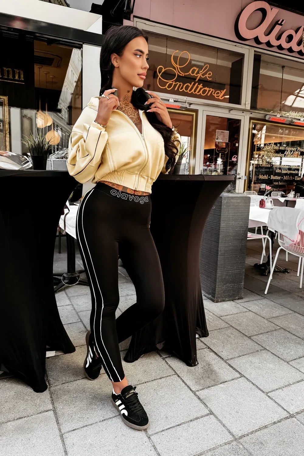 Olavoga Rosea Pullover