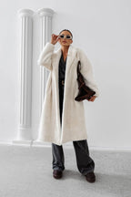 Olavoga Mino mantel