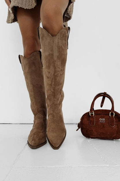 Olive POINT boots