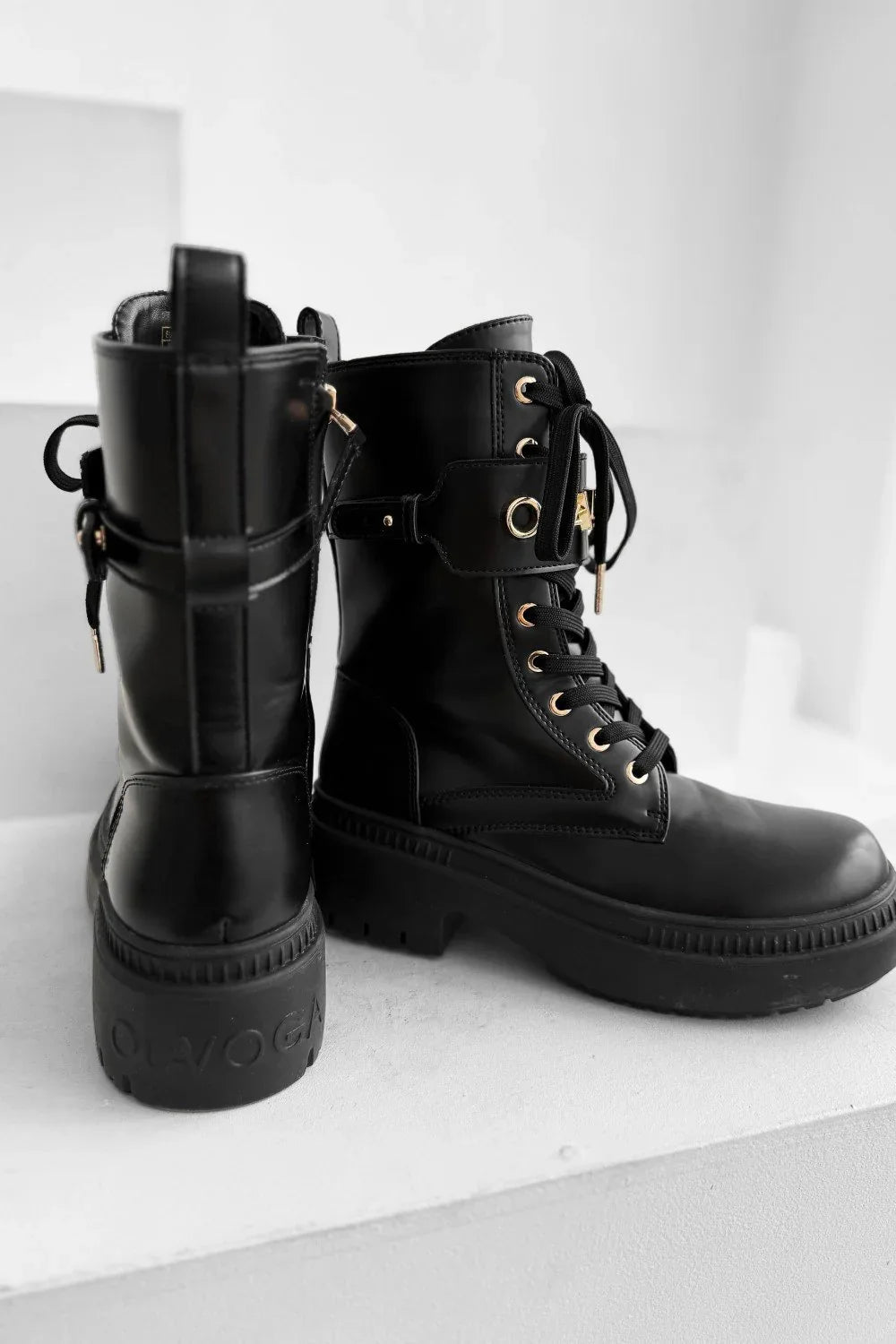 Olavoga DICE Schuh
