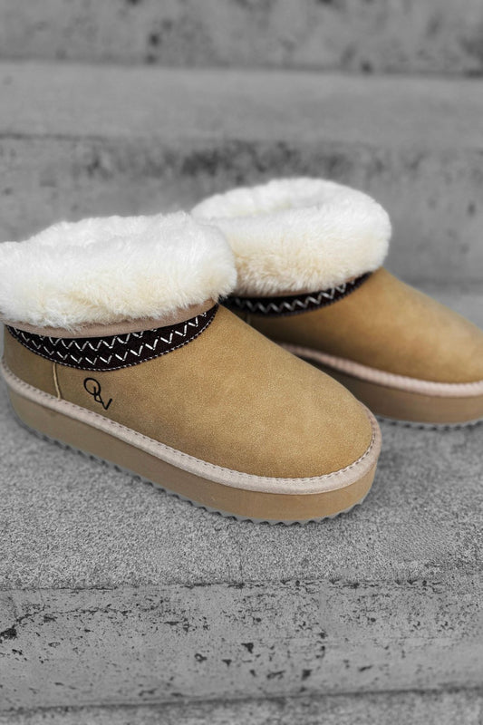 Olive Baila boots 