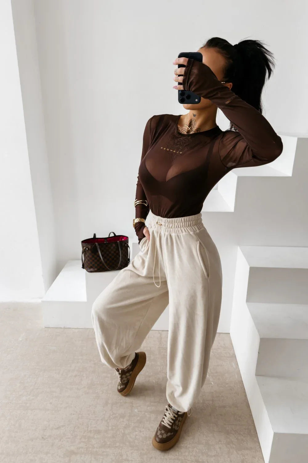 Olavoga Ameli Body