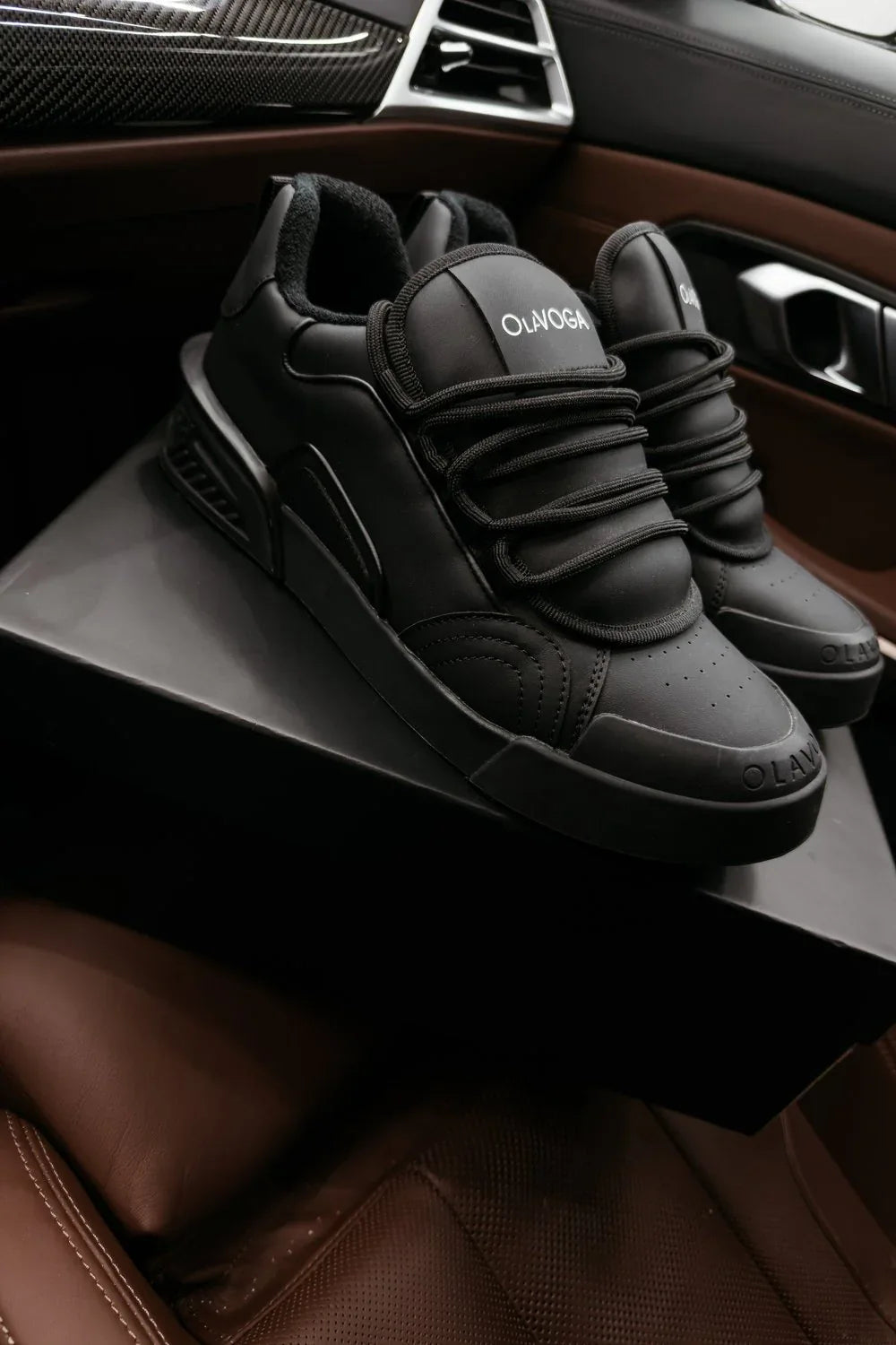 Olavoga Boost Sneaker