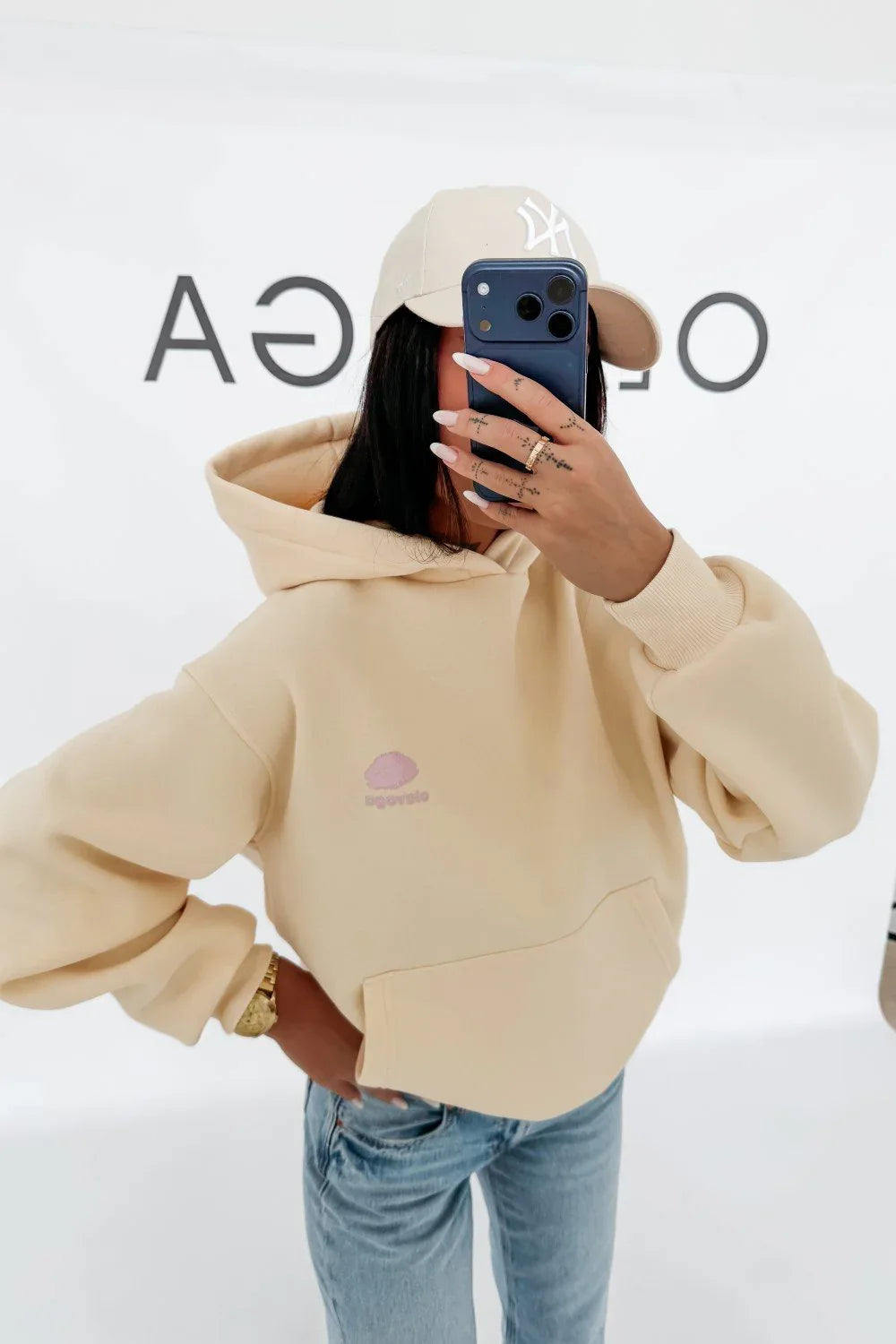 Olavoga Lucky Mindset Pullover