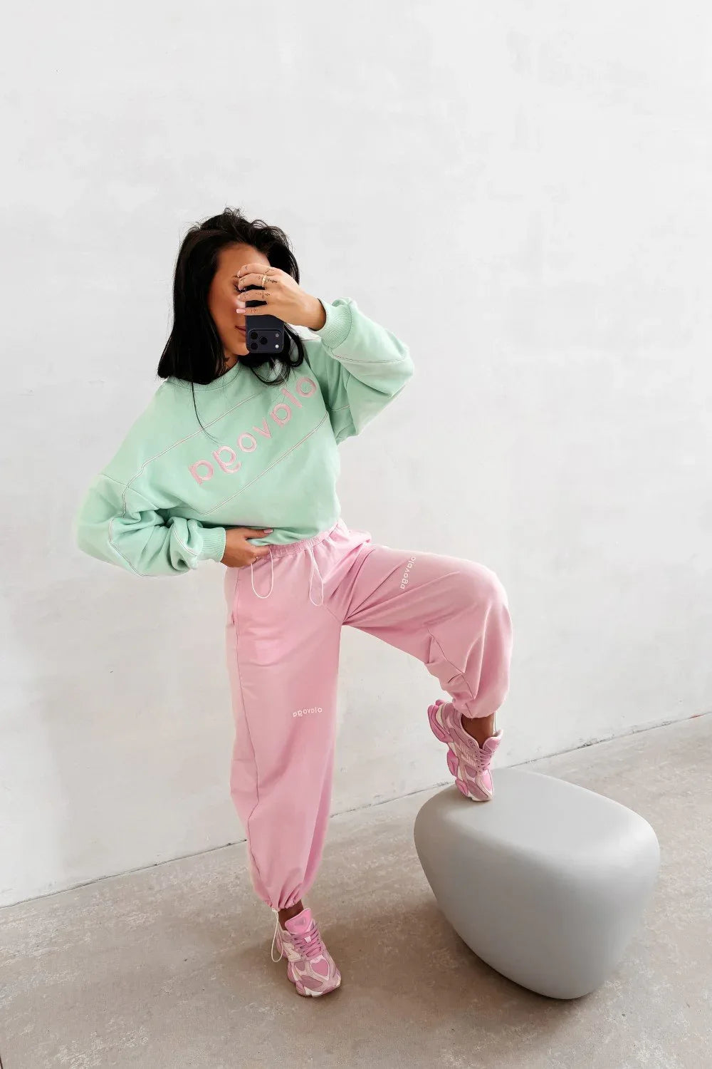 Olavoga Mellow pulóver