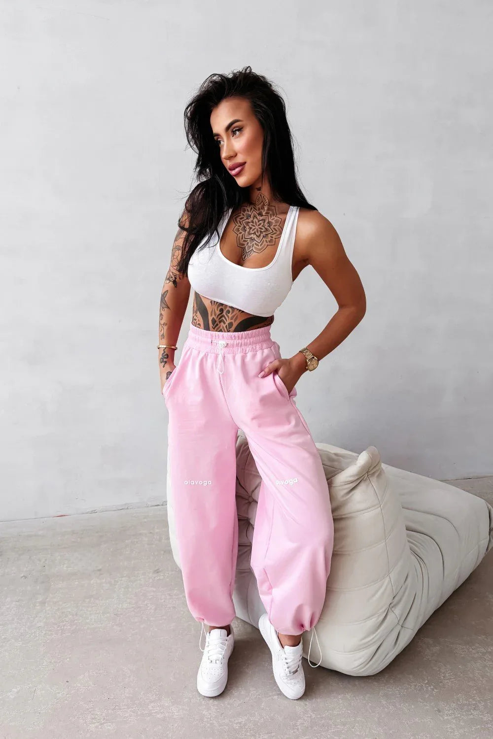 Olavoga Nest šortovi