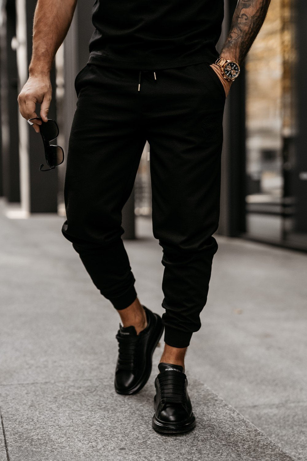 Olavoga Novaviic spodnie modne