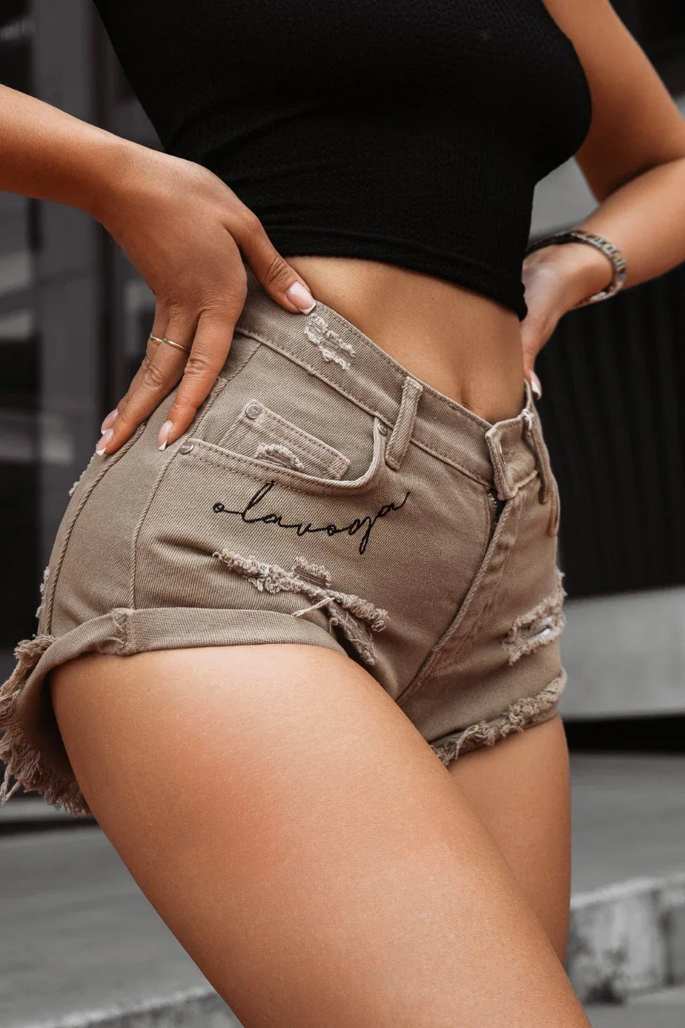 Olavoga – Zerrissene Shorts