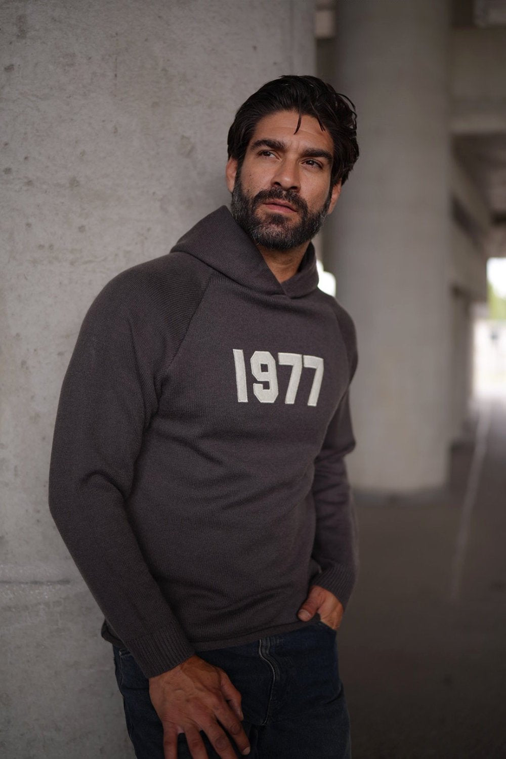 Olavoga Uniqs sweter