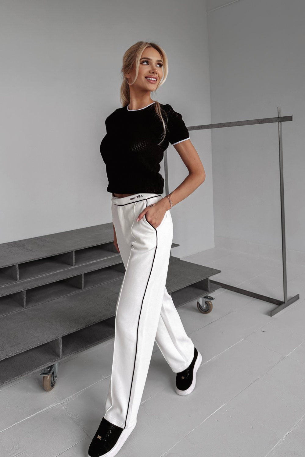Olavoga Whios trousers